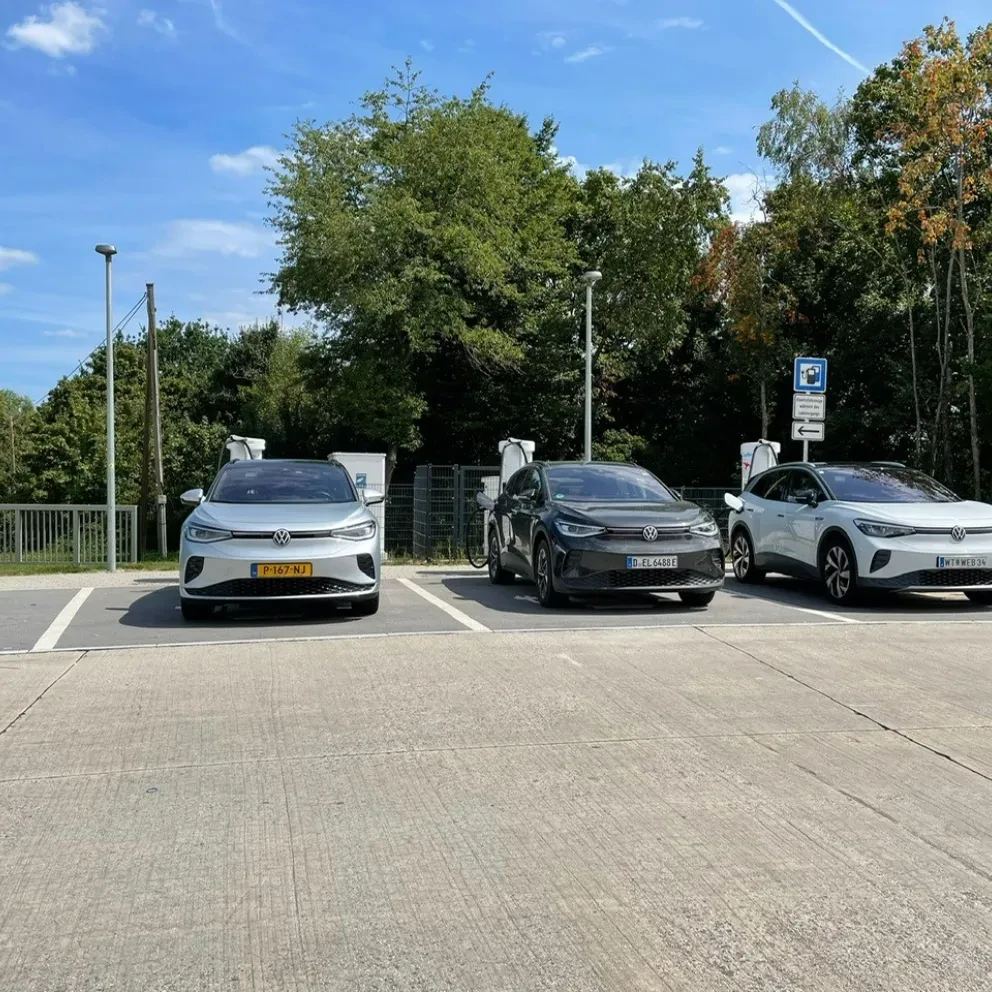 Volkswagen ID.4 bij laadpaal