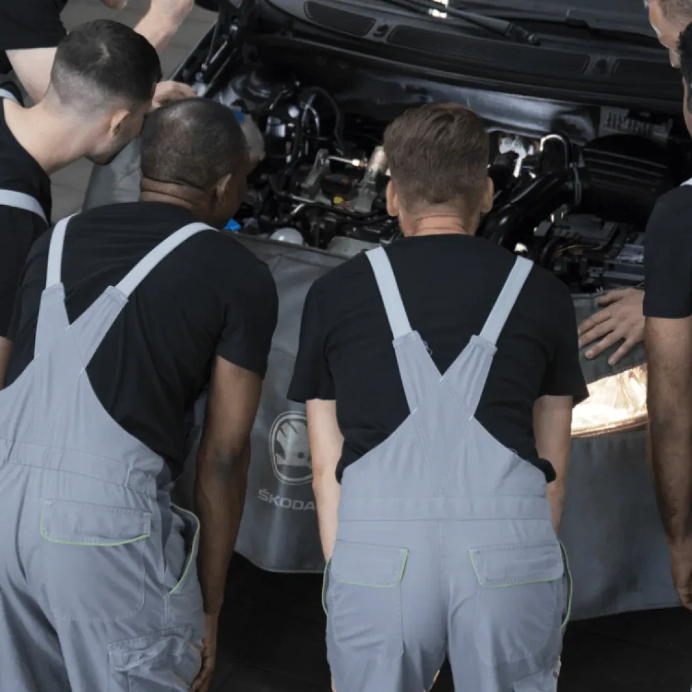 Skoda medewerkers in werkplaats