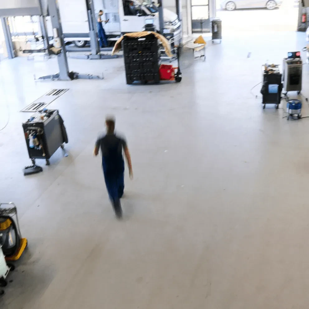 Overzichtsfoto werkplaats Autobedrijf Thur