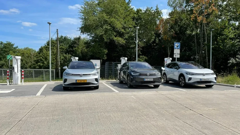 Volkswagen ID.4 bij laadpaal