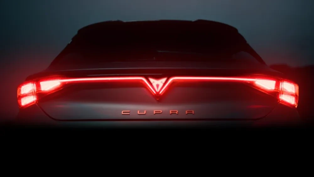 Close-up van de achterlichten van een Cupra